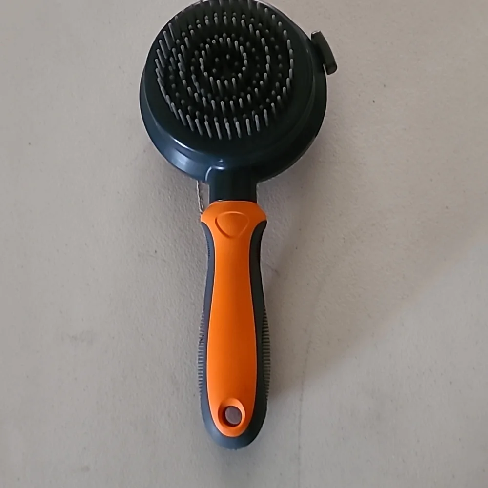Retractable Combo Pert Brush